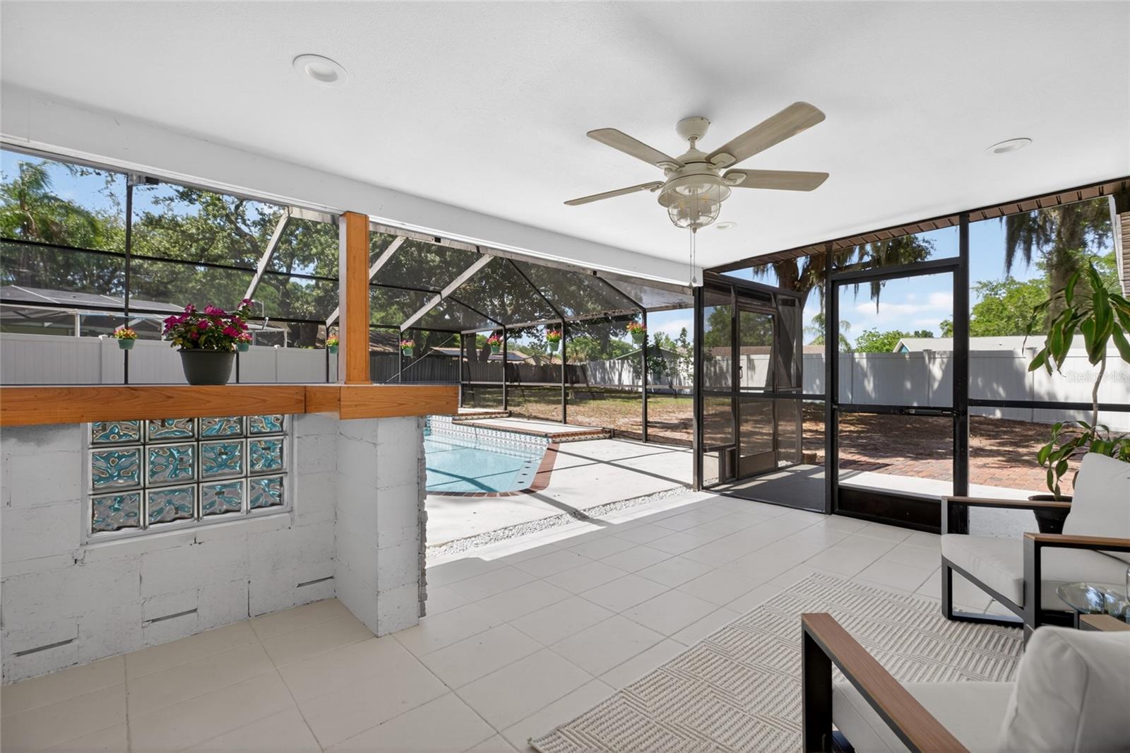 Image 37 of 57 For 1513 Piney Branch Circle