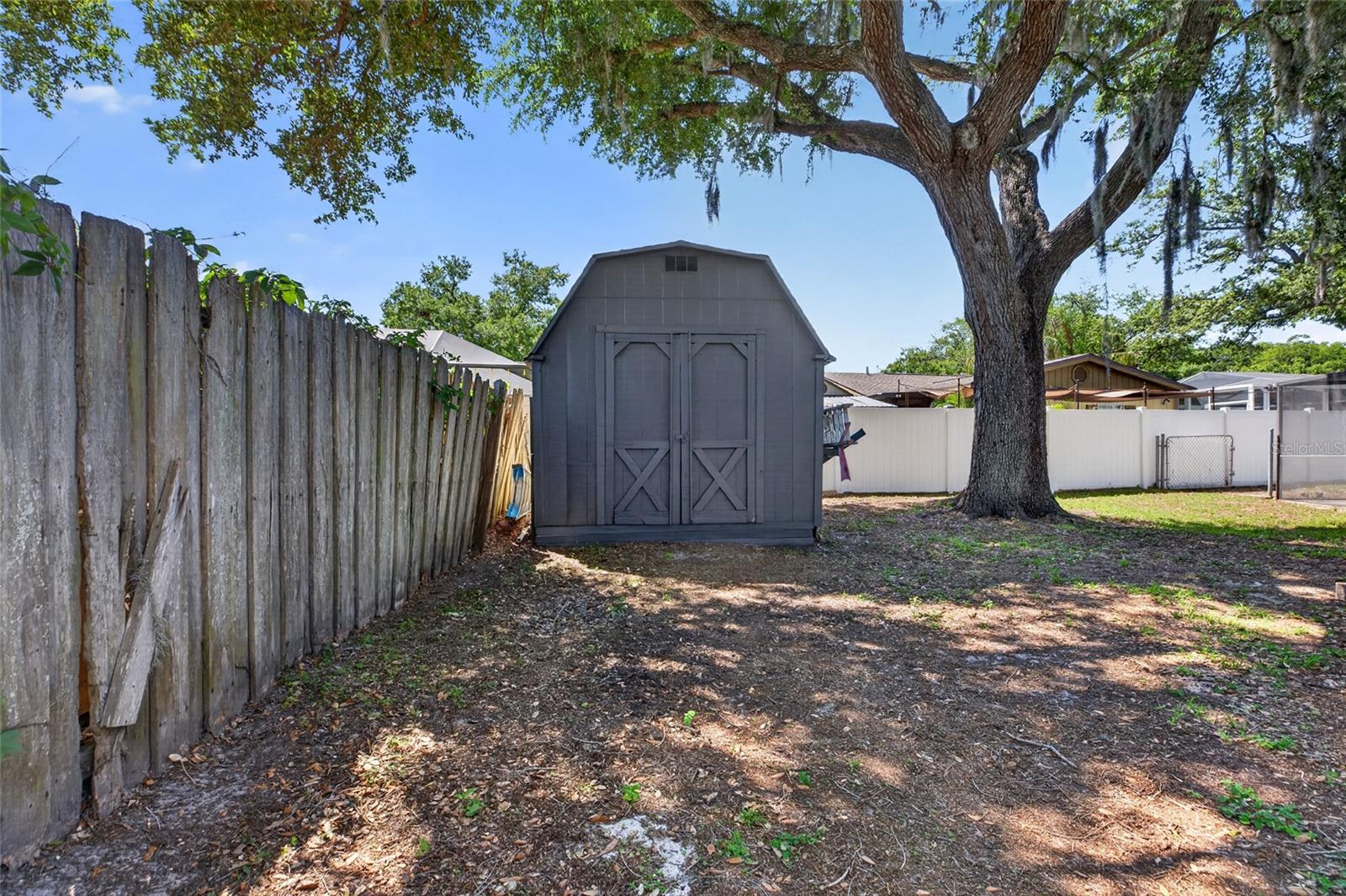 Image 42 of 57 For 1513 Piney Branch Circle