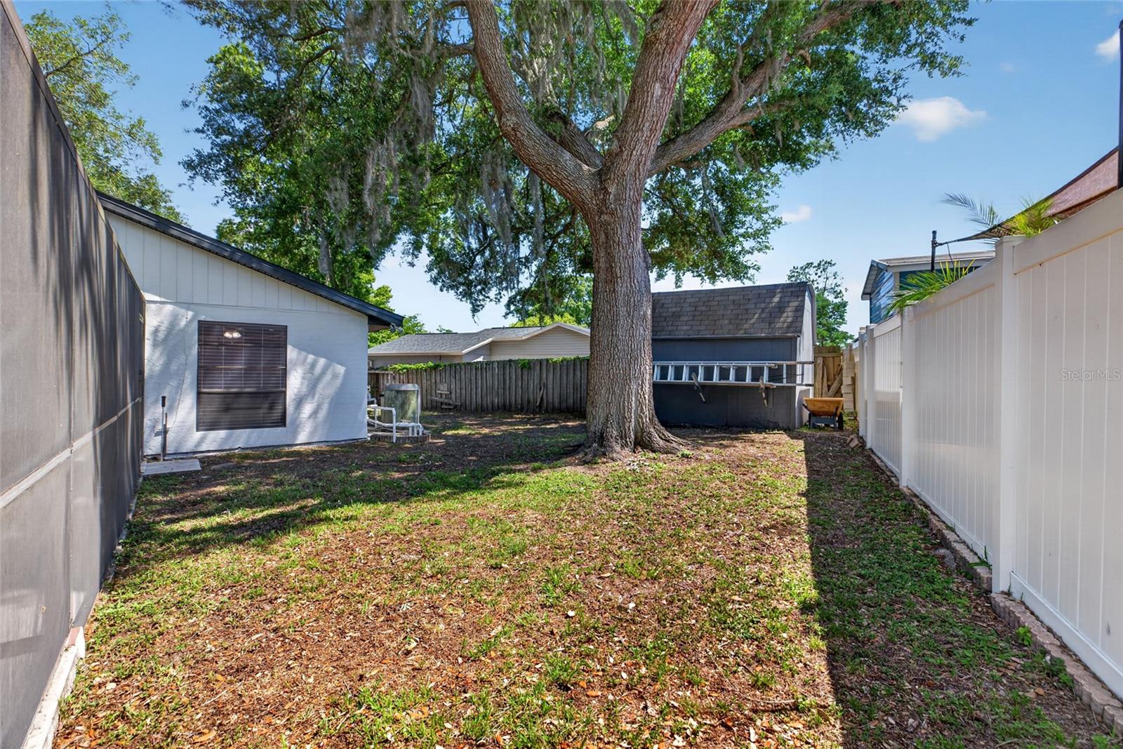 Image 47 of 57 For 1513 Piney Branch Circle