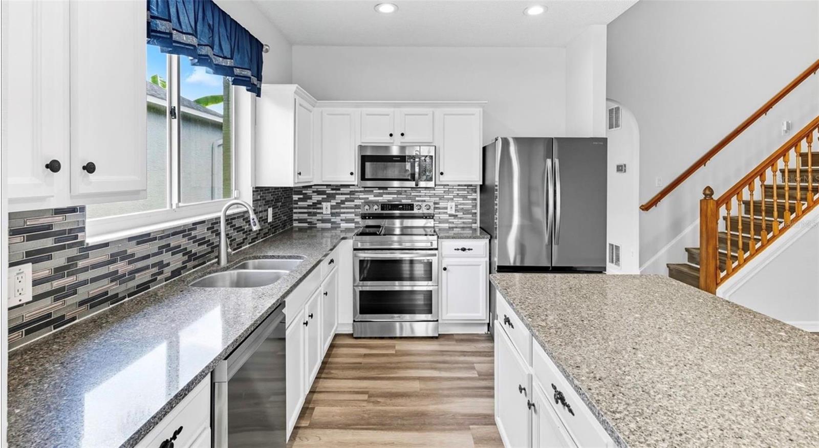 Image 8 of 19 For 10443 Peppergrass Court