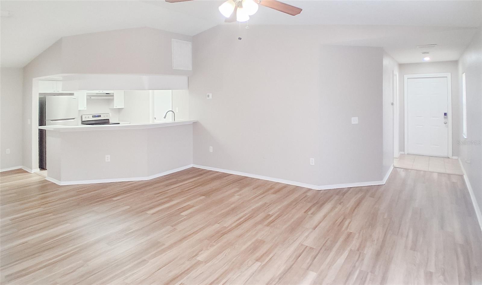 Image 4 of 17 For 4311 Thonotosassa Avenue