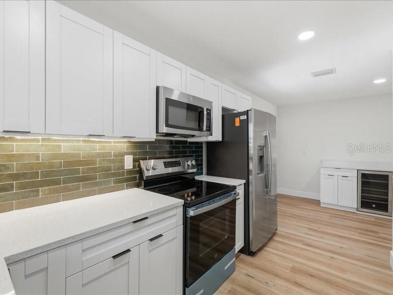 Image 21 of 44 For 1912 Hanna Avenue