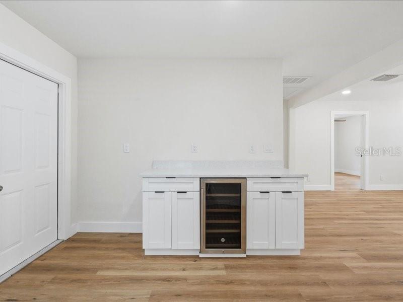 Image 22 of 44 For 1912 Hanna Avenue