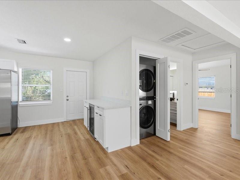 Image 24 of 44 For 1912 Hanna Avenue