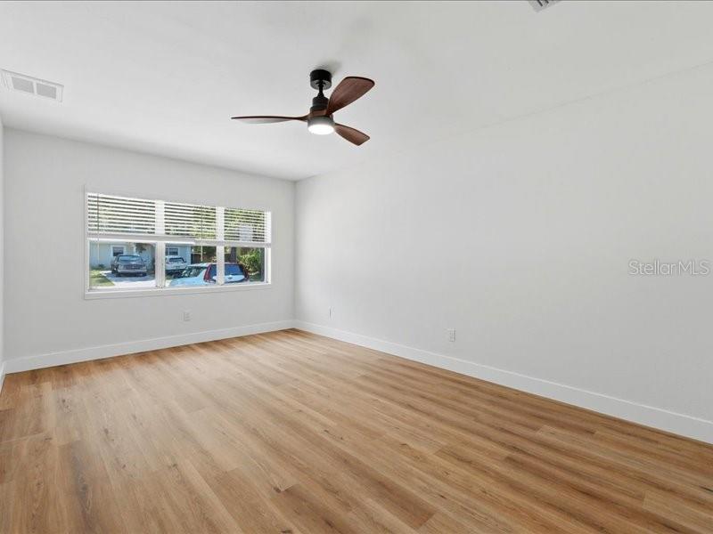 Image 26 of 44 For 1912 Hanna Avenue