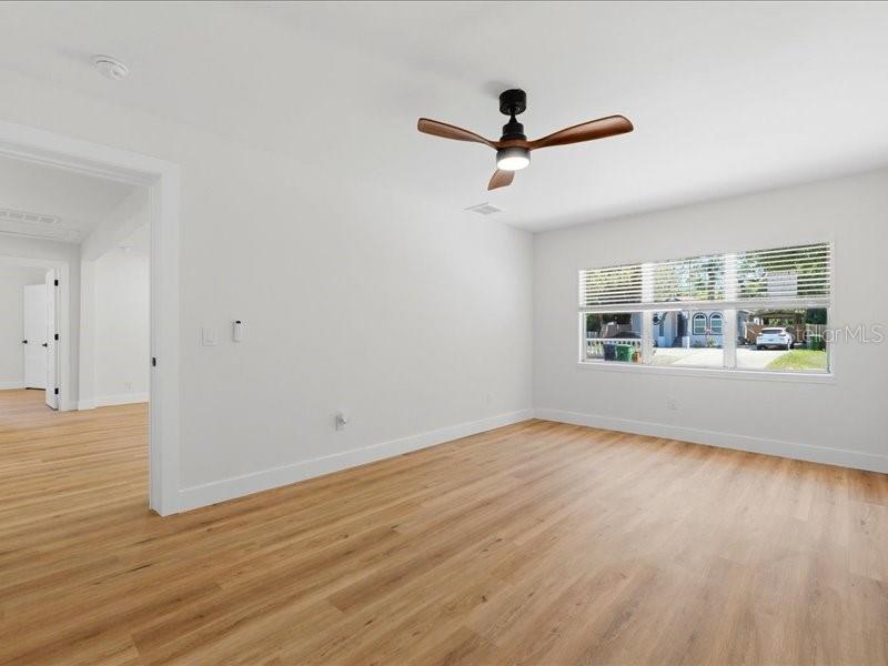 Image 28 of 44 For 1912 Hanna Avenue