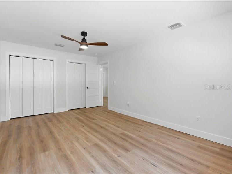 Image 38 of 44 For 1912 Hanna Avenue