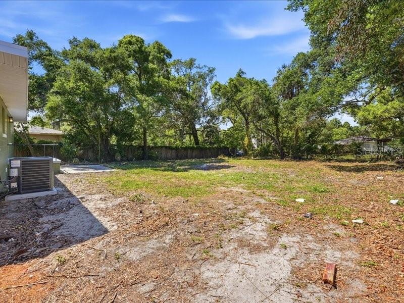 Image 6 of 44 For 1912 Hanna Avenue