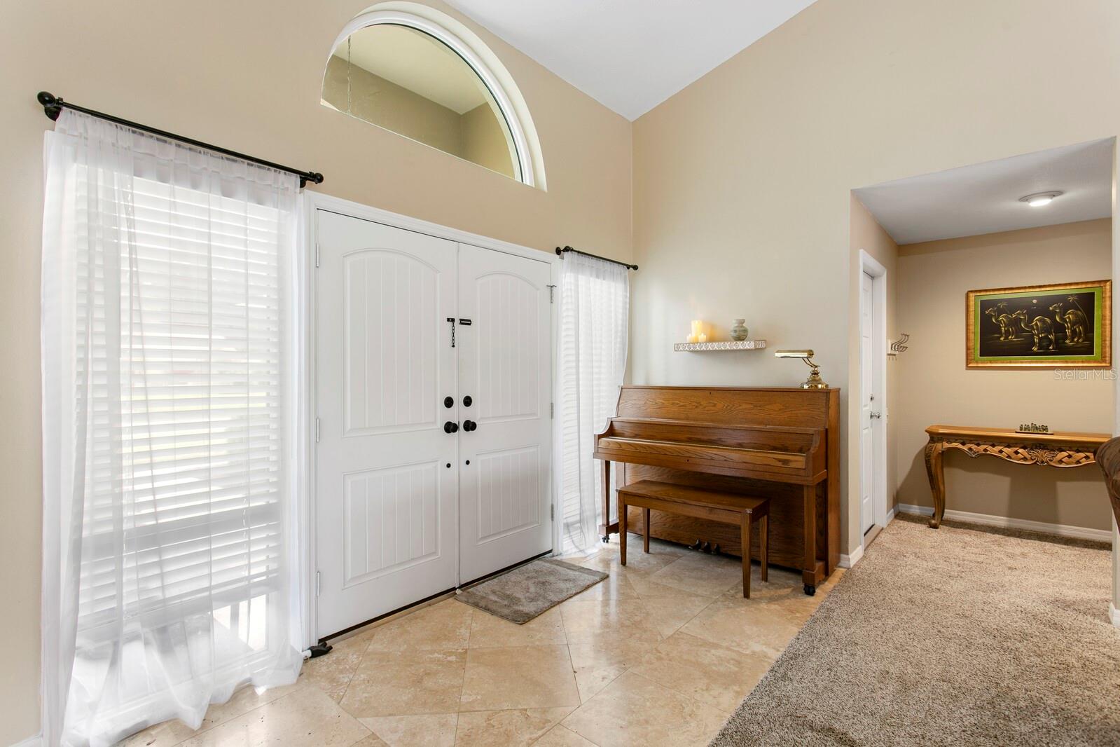 Image 14 of 50 For 6211 Iroquois Court