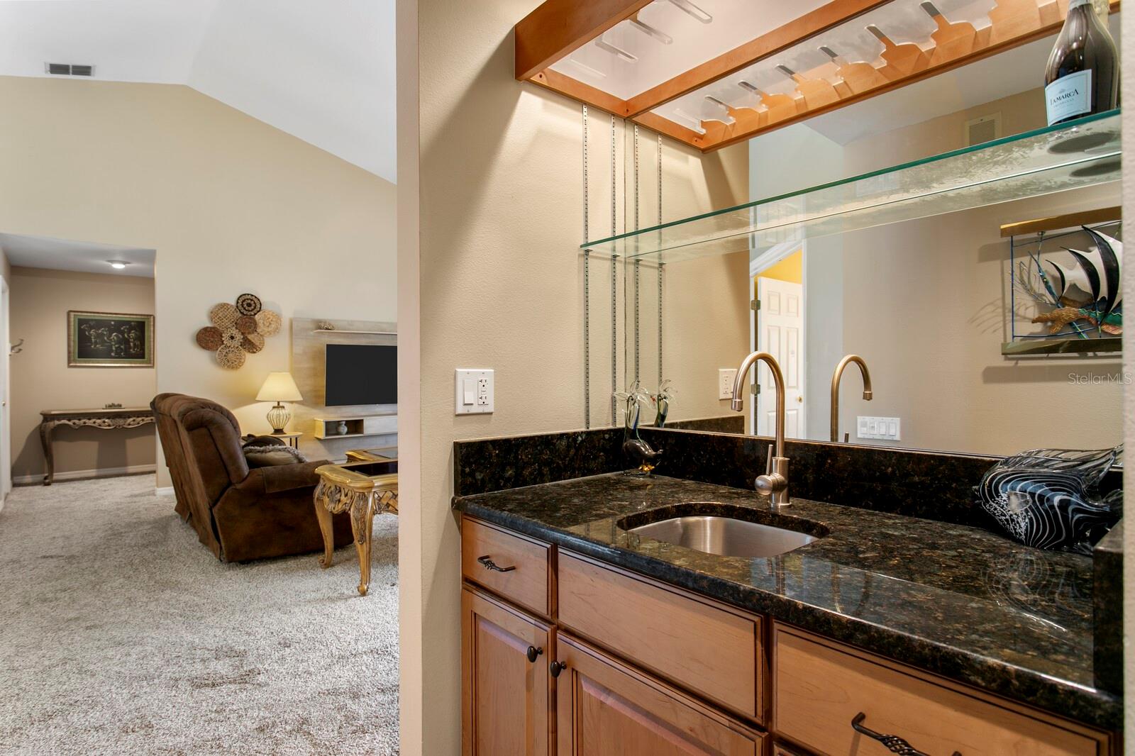 Image 18 of 50 For 6211 Iroquois Court