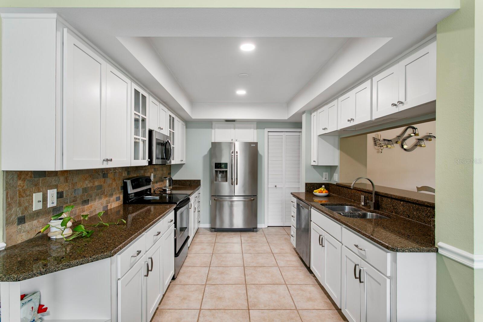 Image 20 of 50 For 6211 Iroquois Court