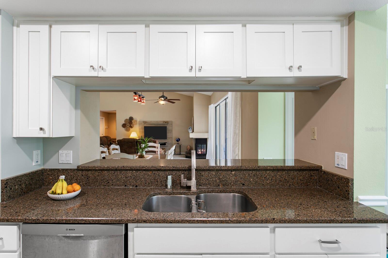 Image 24 of 50 For 6211 Iroquois Court