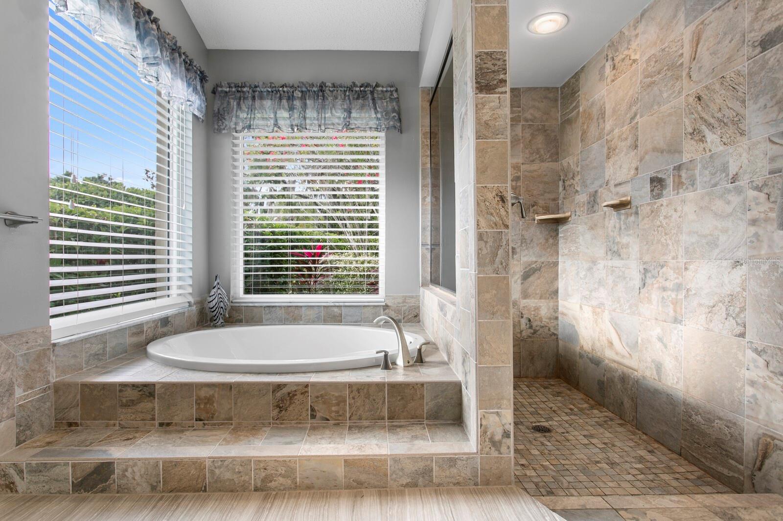 Image 32 of 50 For 6211 Iroquois Court