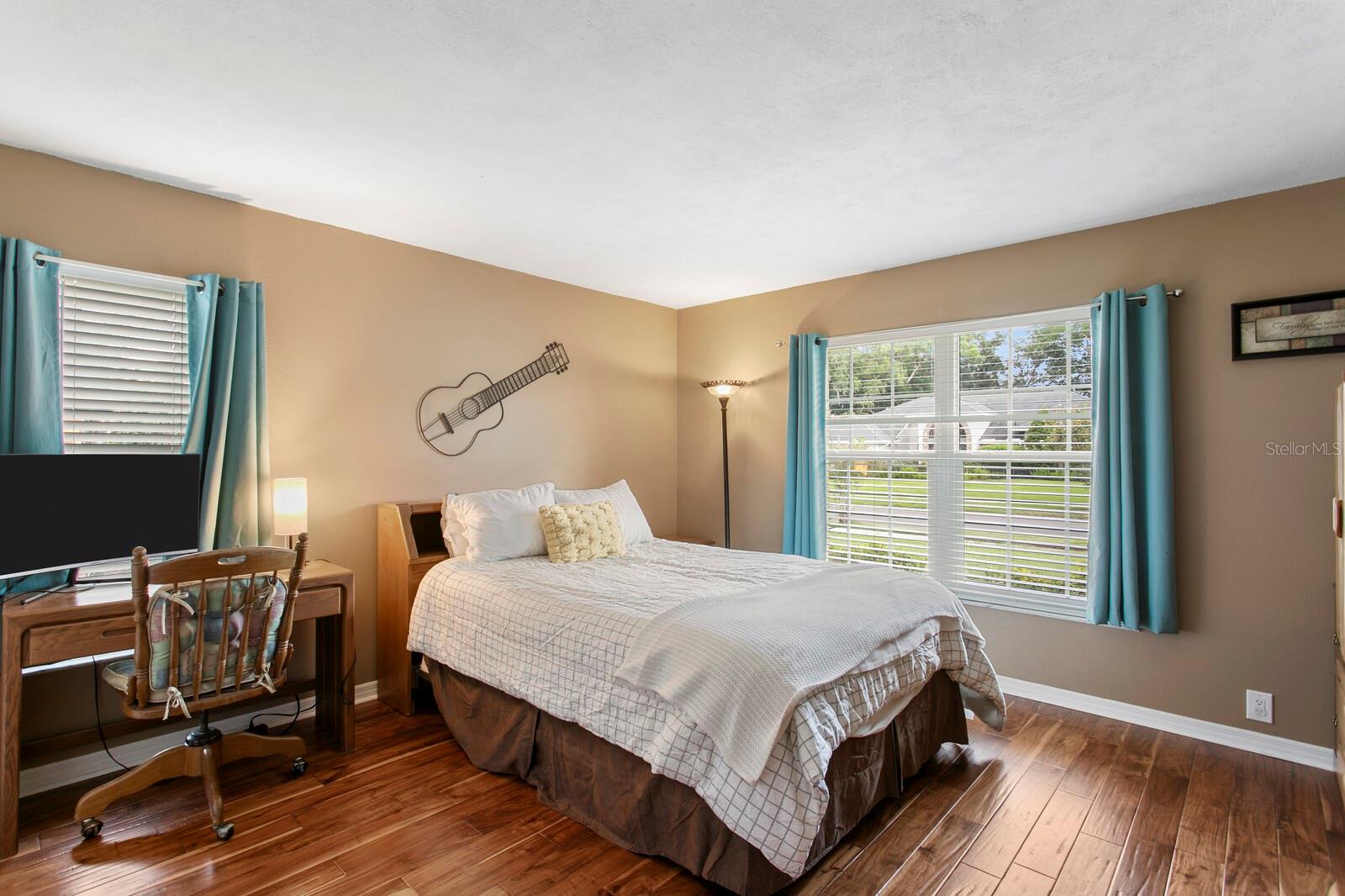 Image 33 of 50 For 6211 Iroquois Court