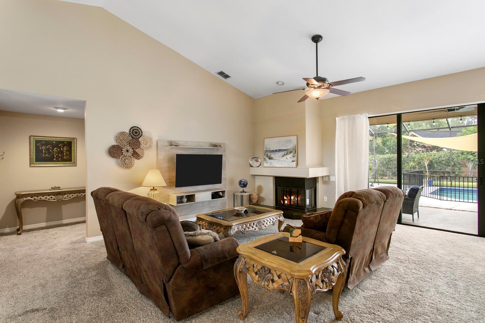 Image 8 of 50 For 6211 Iroquois Court