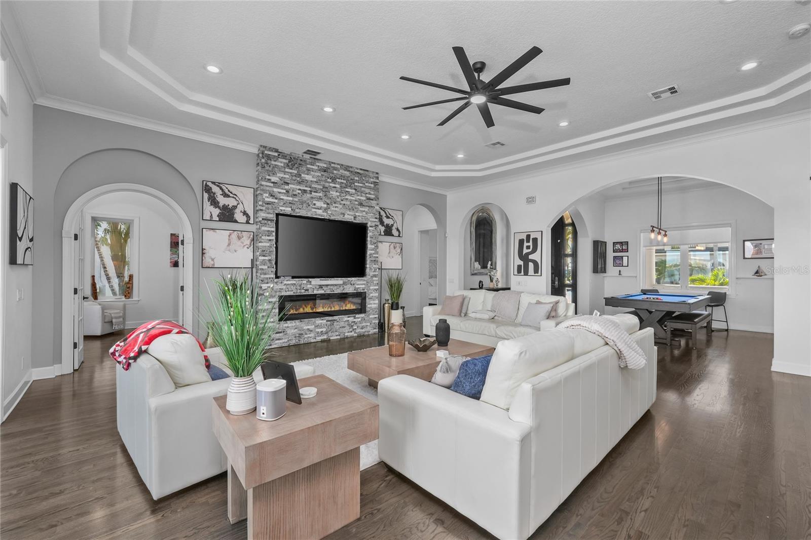 Image 20 of 61 For 4117 Causeway Vista Drive