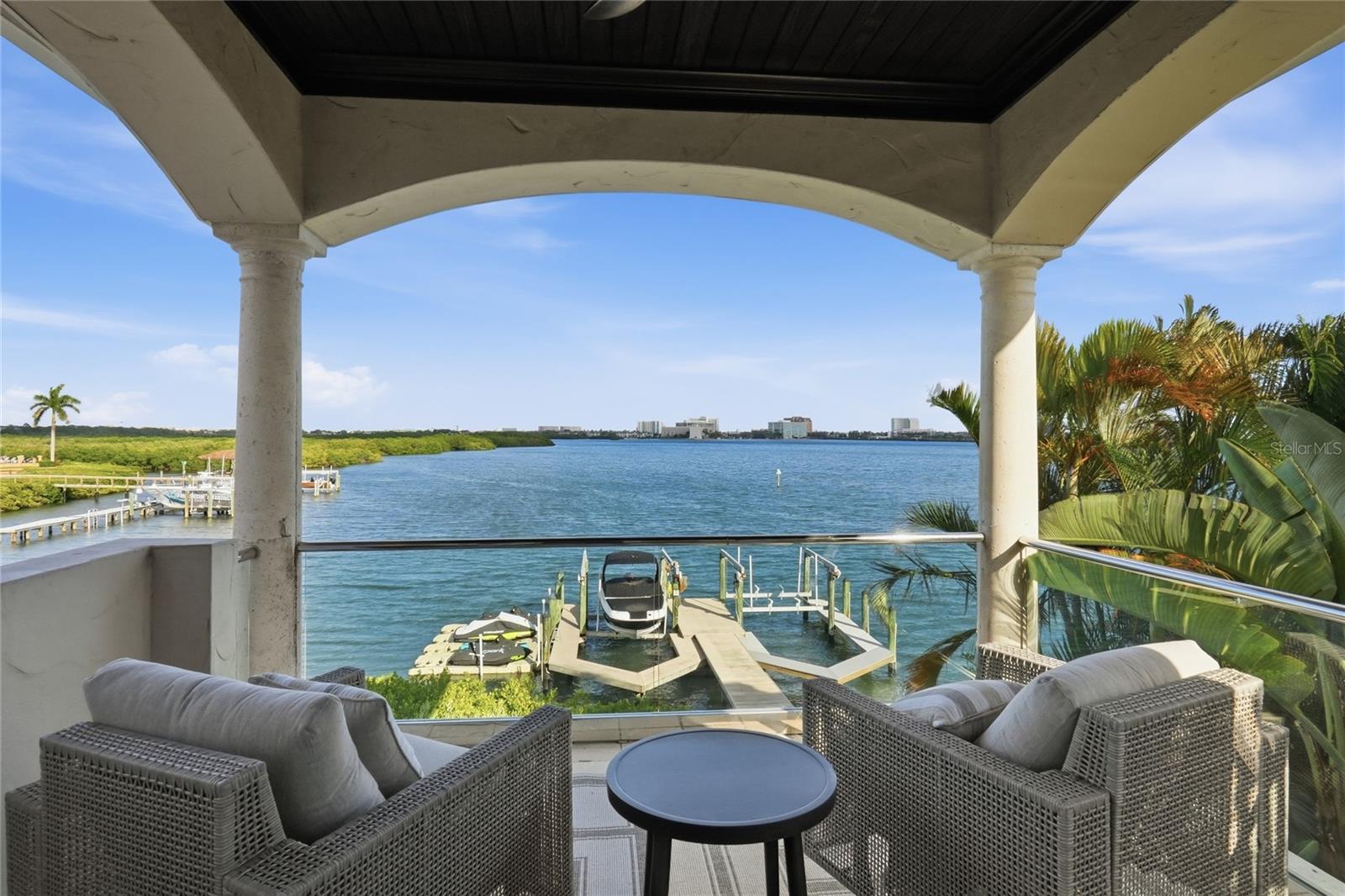 Image 41 of 61 For 4117 Causeway Vista Drive