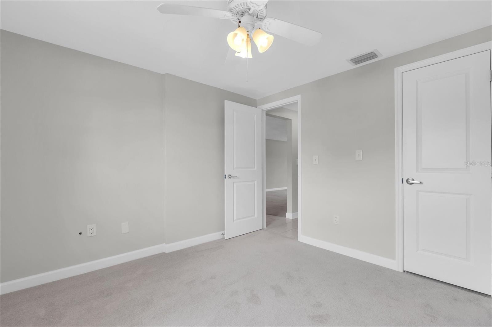 Image 19 of 41 For 4145 Hampton Drive