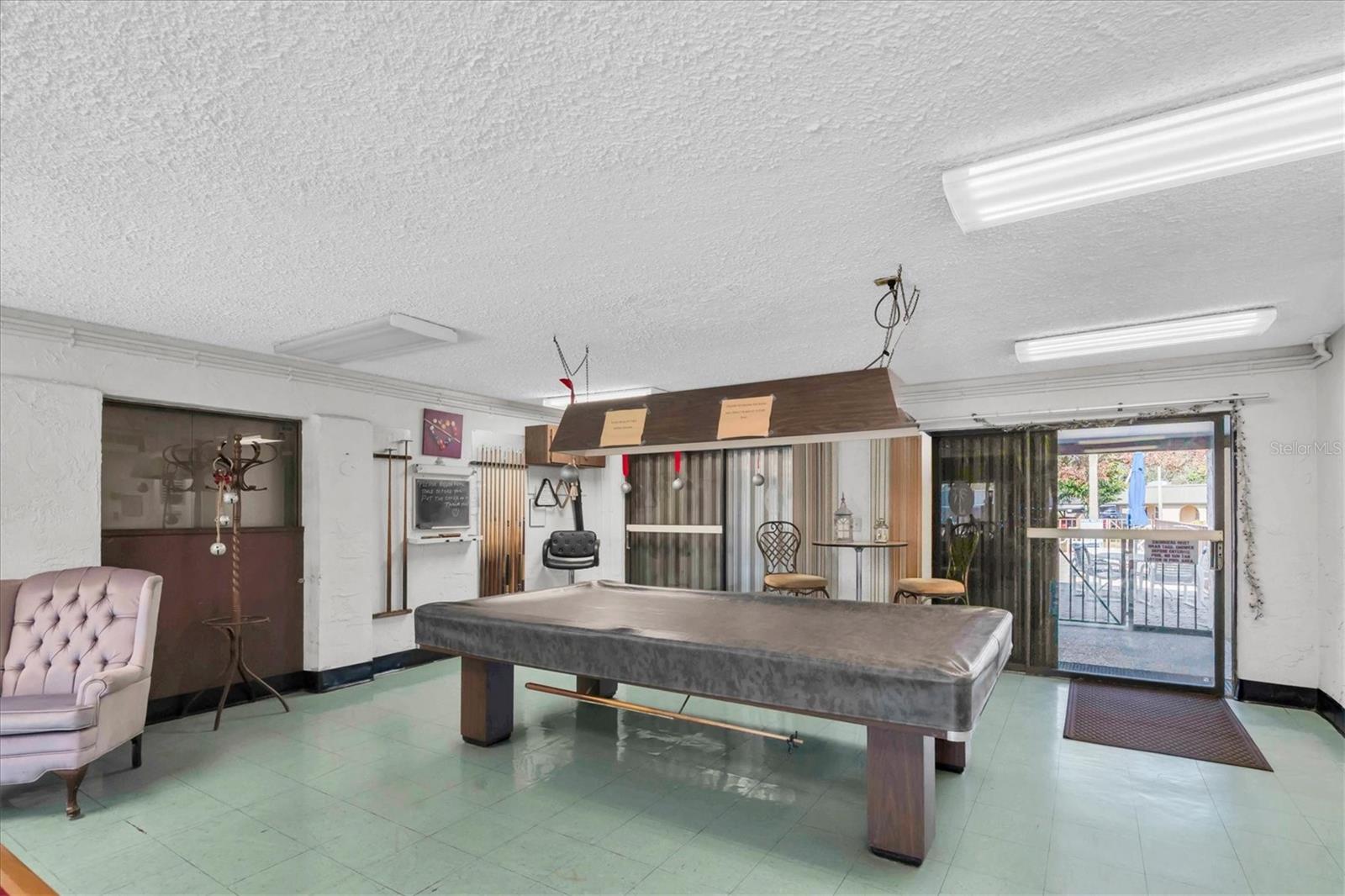 Image 31 of 41 For 4145 Hampton Drive