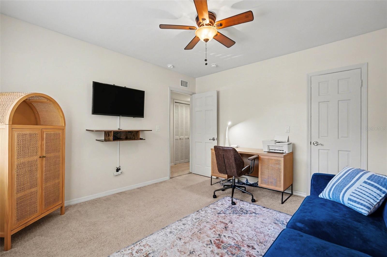 Image 15 of 31 For 10346 Carrollwood Lane 178