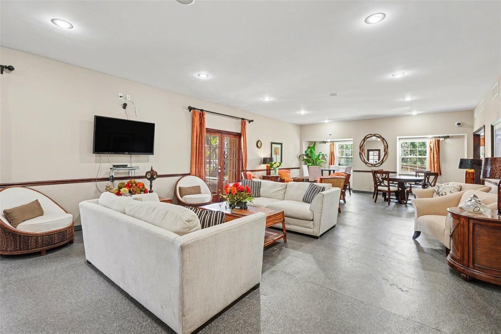 Image 20 of 31 For 10346 Carrollwood Lane 178