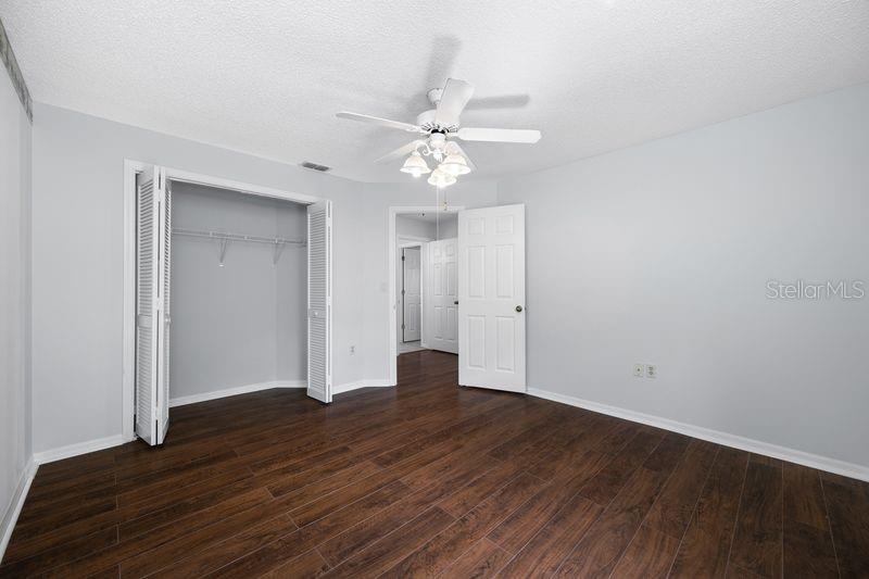 Image 32 of 56 For 5321 Gardens Dr