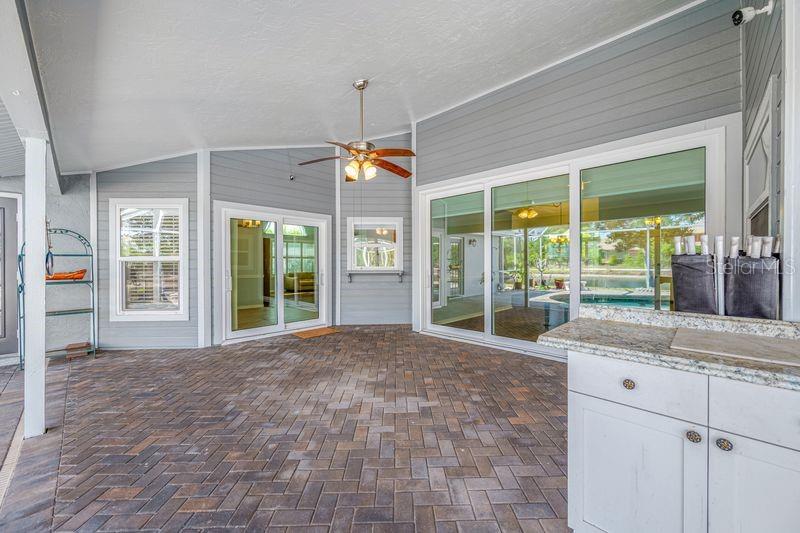 Image 42 of 56 For 5321 Gardens Dr