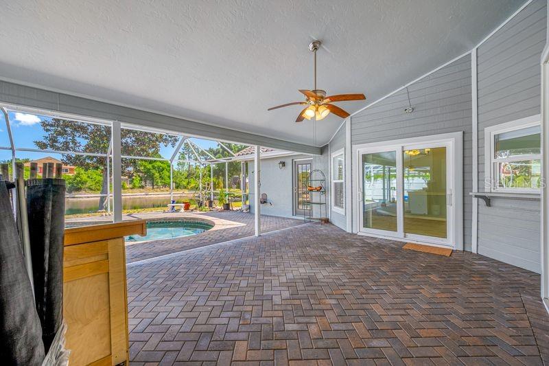 Image 44 of 56 For 5321 Gardens Dr