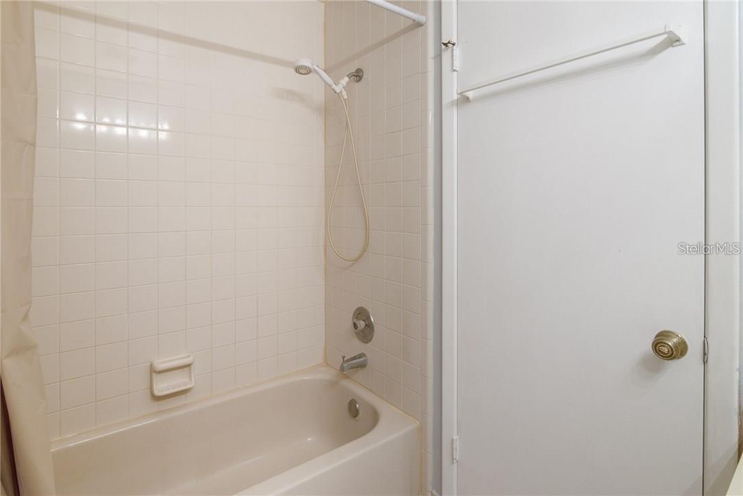 Image 17 of 19 For 14035 Lemon Valley Place