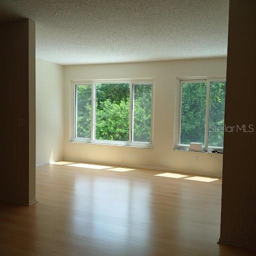 Image 3 of 13 For 2391 Sumatran Way 43