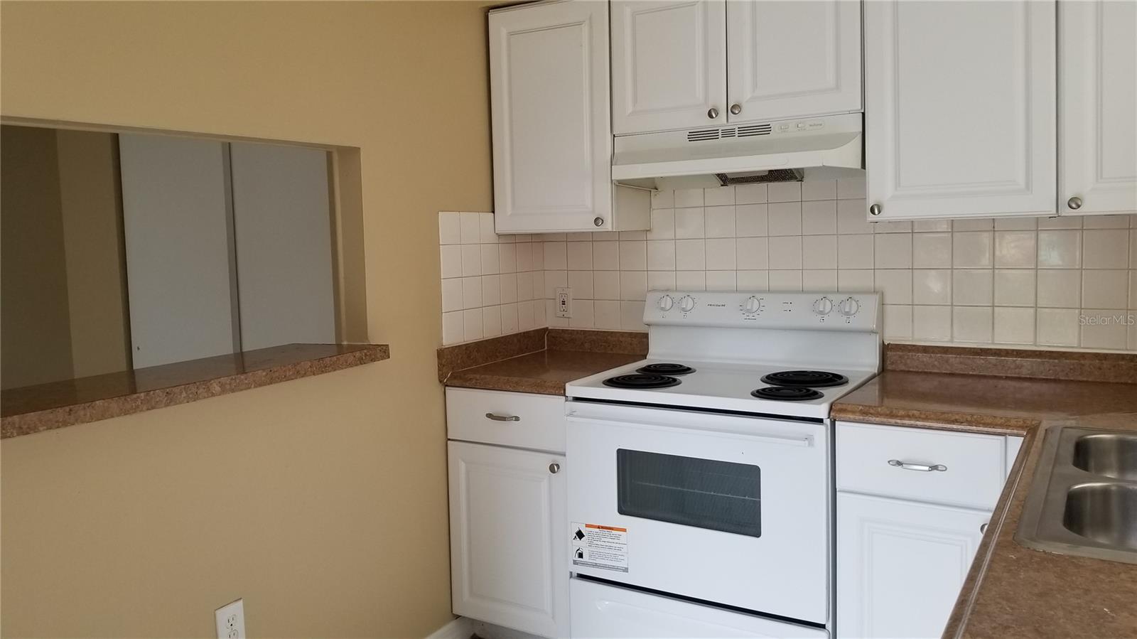 Image 5 of 17 For 3760 135th Avenue A