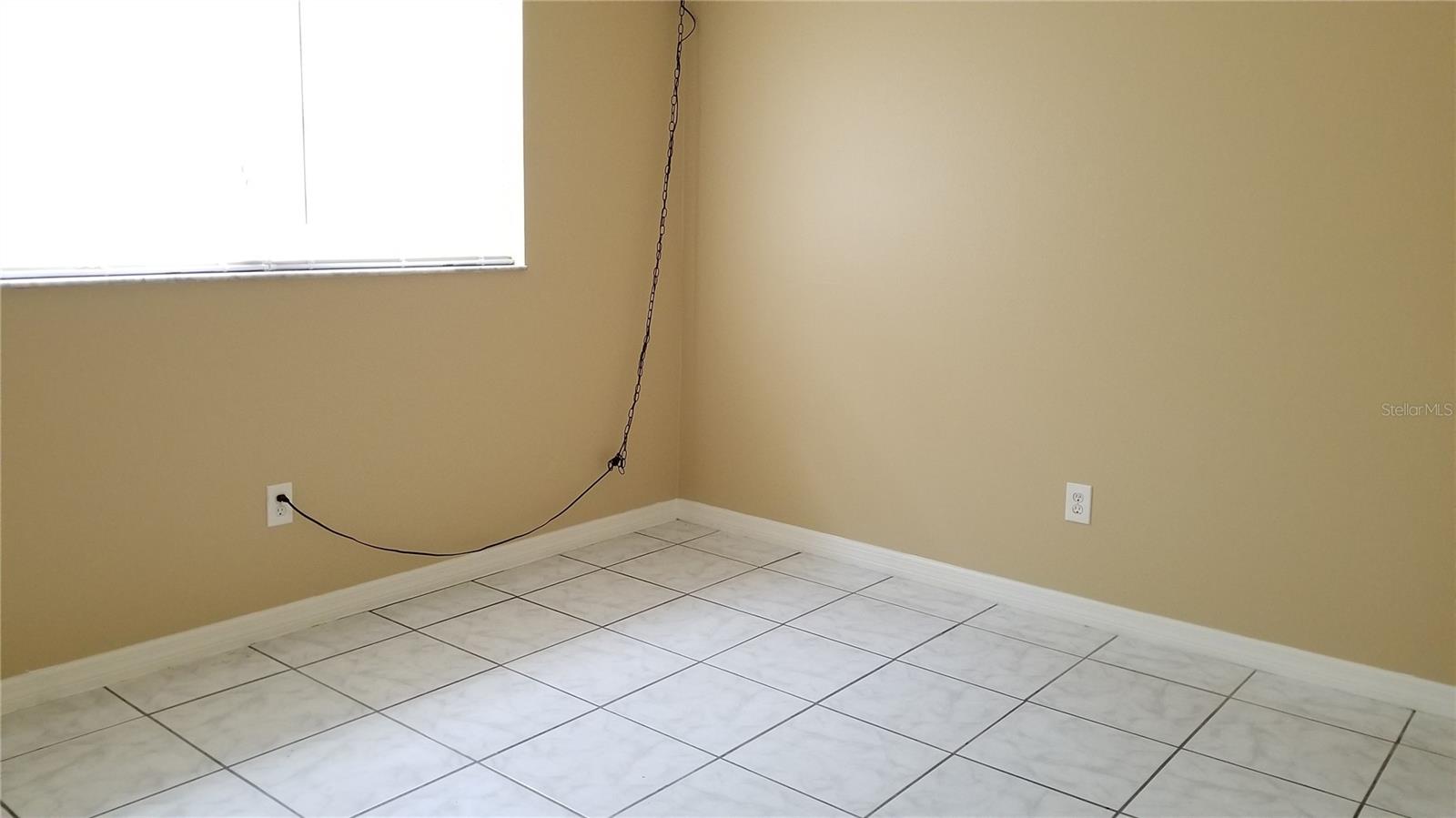 Image 7 of 17 For 3760 135th Avenue A