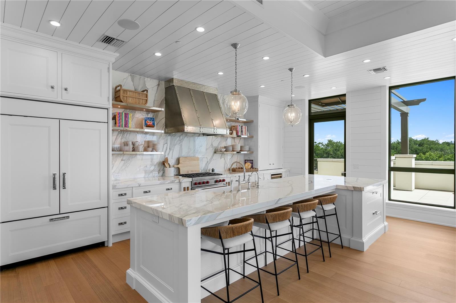 Image 10 of 55 For 2103 Bayshore Boulevard 504