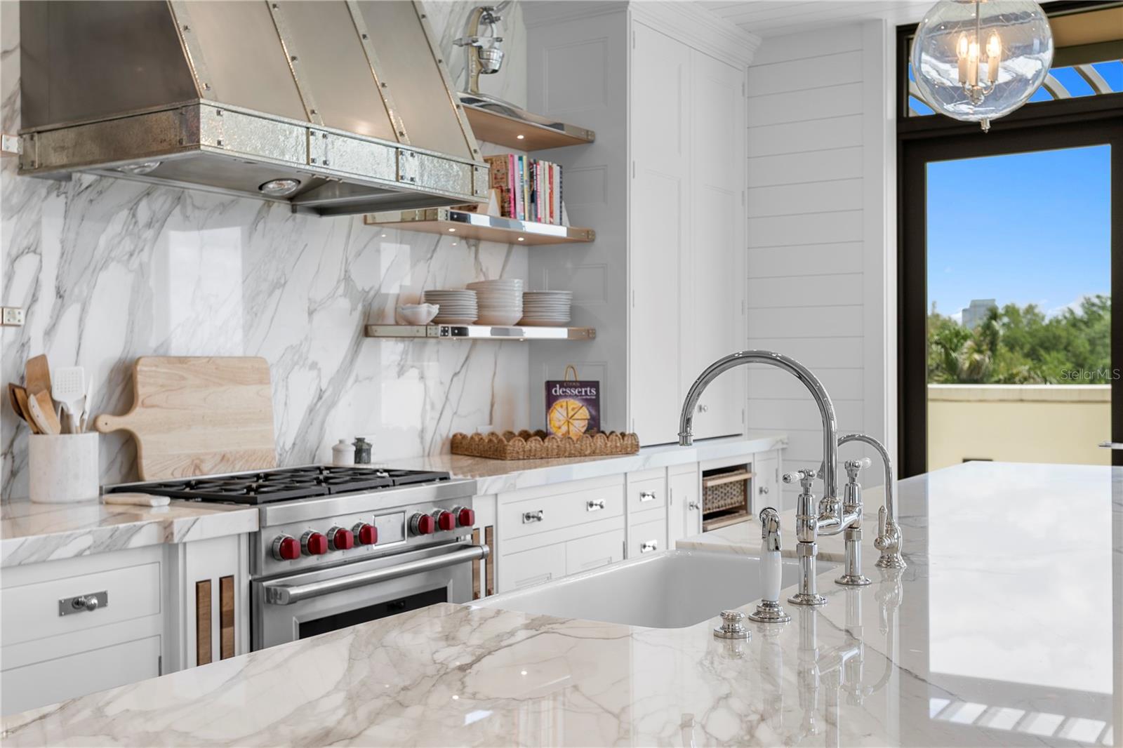 Image 11 of 55 For 2103 Bayshore Boulevard 504