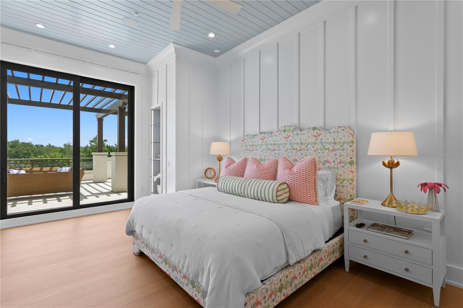 Image 17 of 55 For 2103 Bayshore Boulevard 504