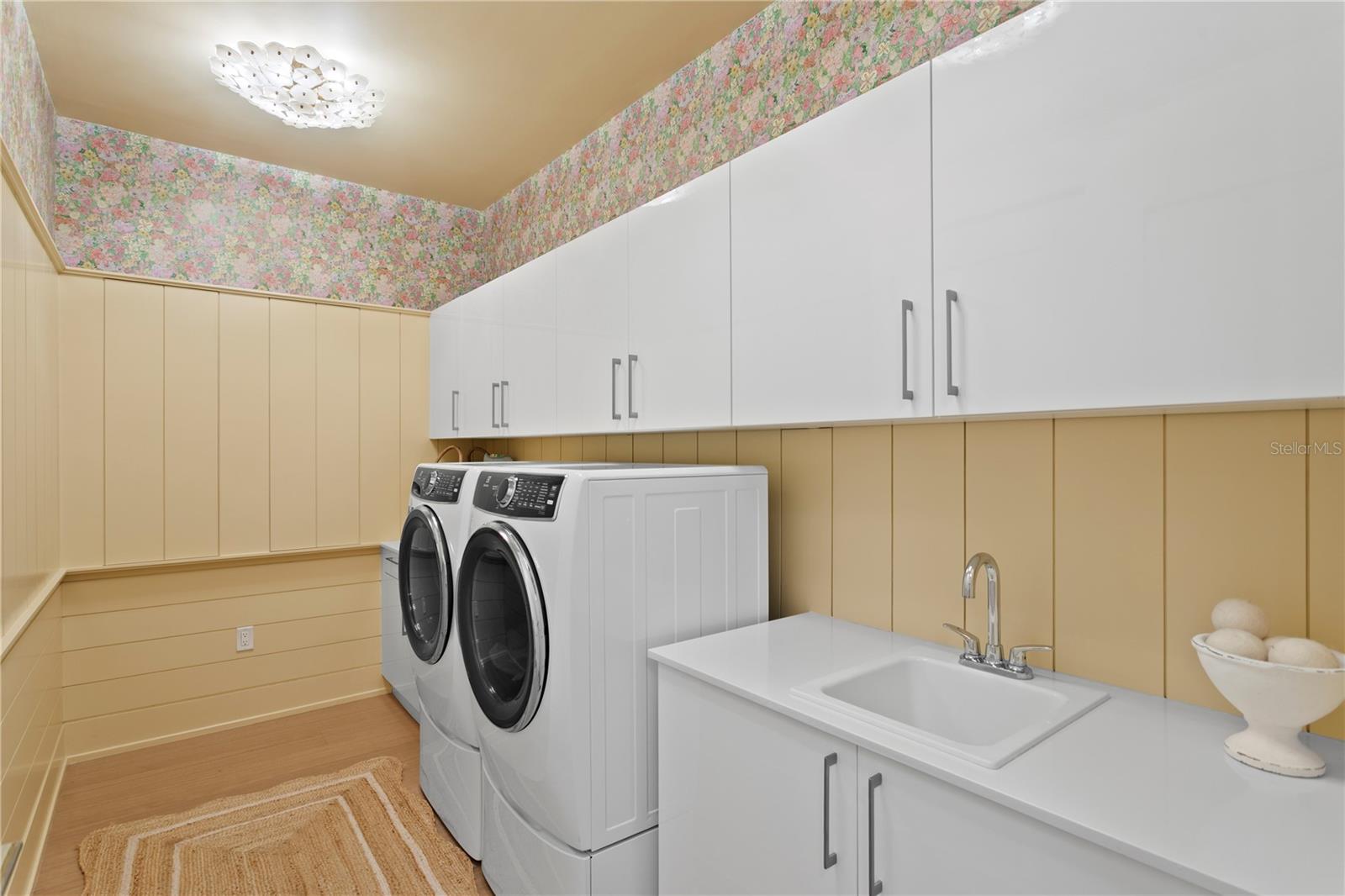 Image 29 of 55 For 2103 Bayshore Boulevard 504