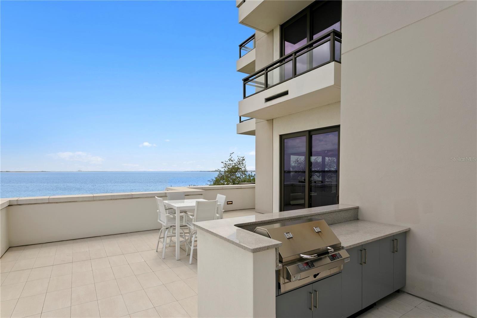 Image 36 of 55 For 2103 Bayshore Boulevard 504