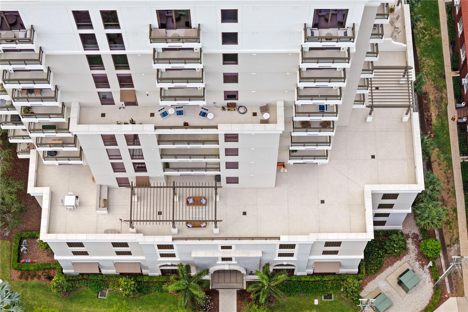 Image 41 of 55 For 2103 Bayshore Boulevard 504