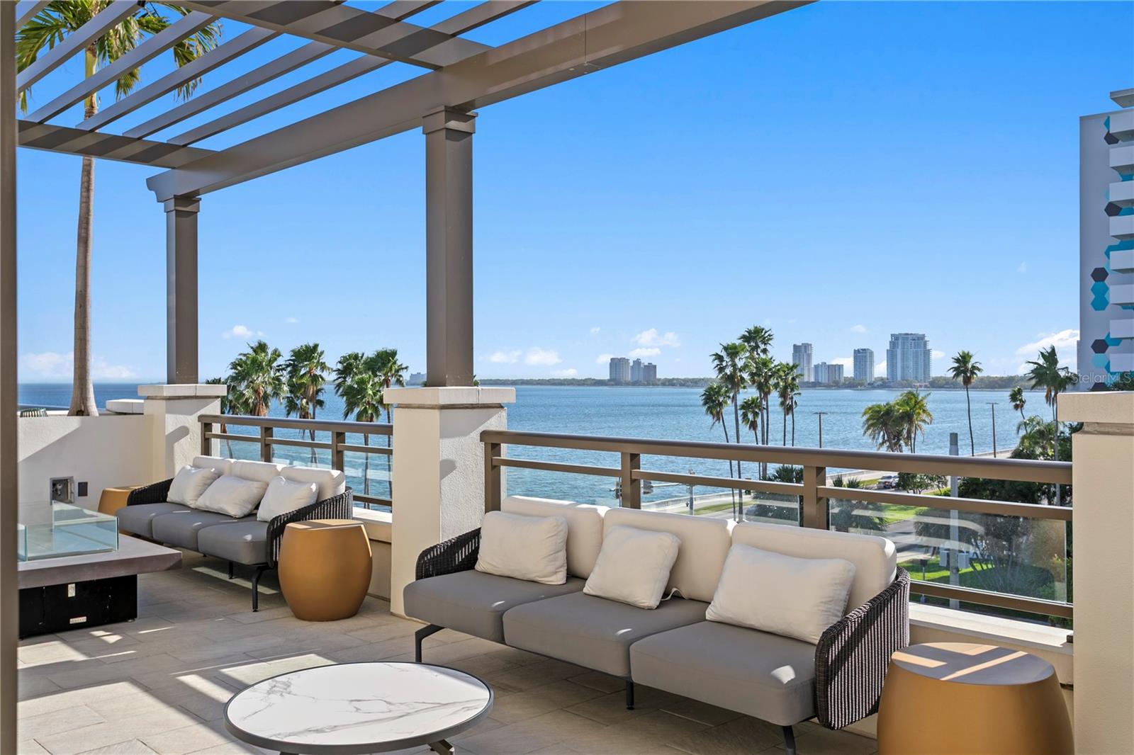 Image 45 of 55 For 2103 Bayshore Boulevard 504