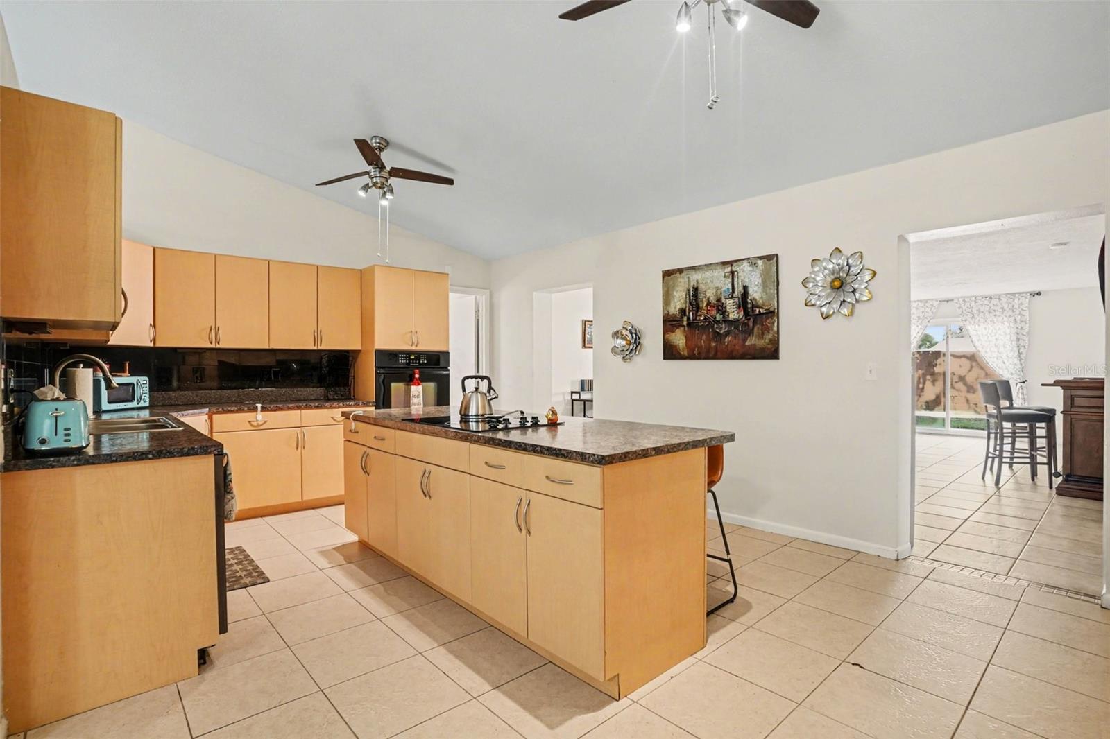 Image 14 of 34 For 4105 Spring Way Circle