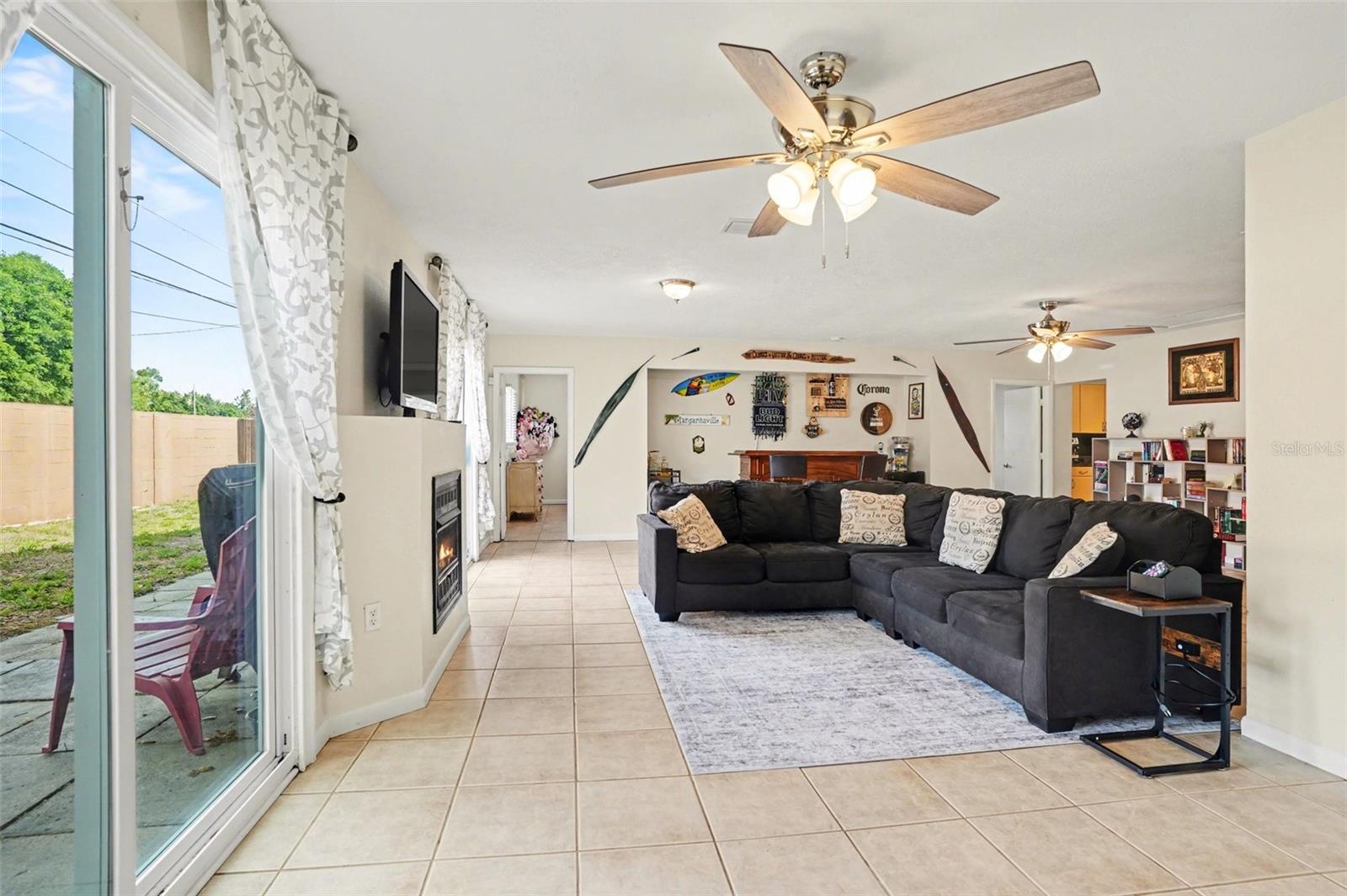 Image 18 of 34 For 4105 Spring Way Circle