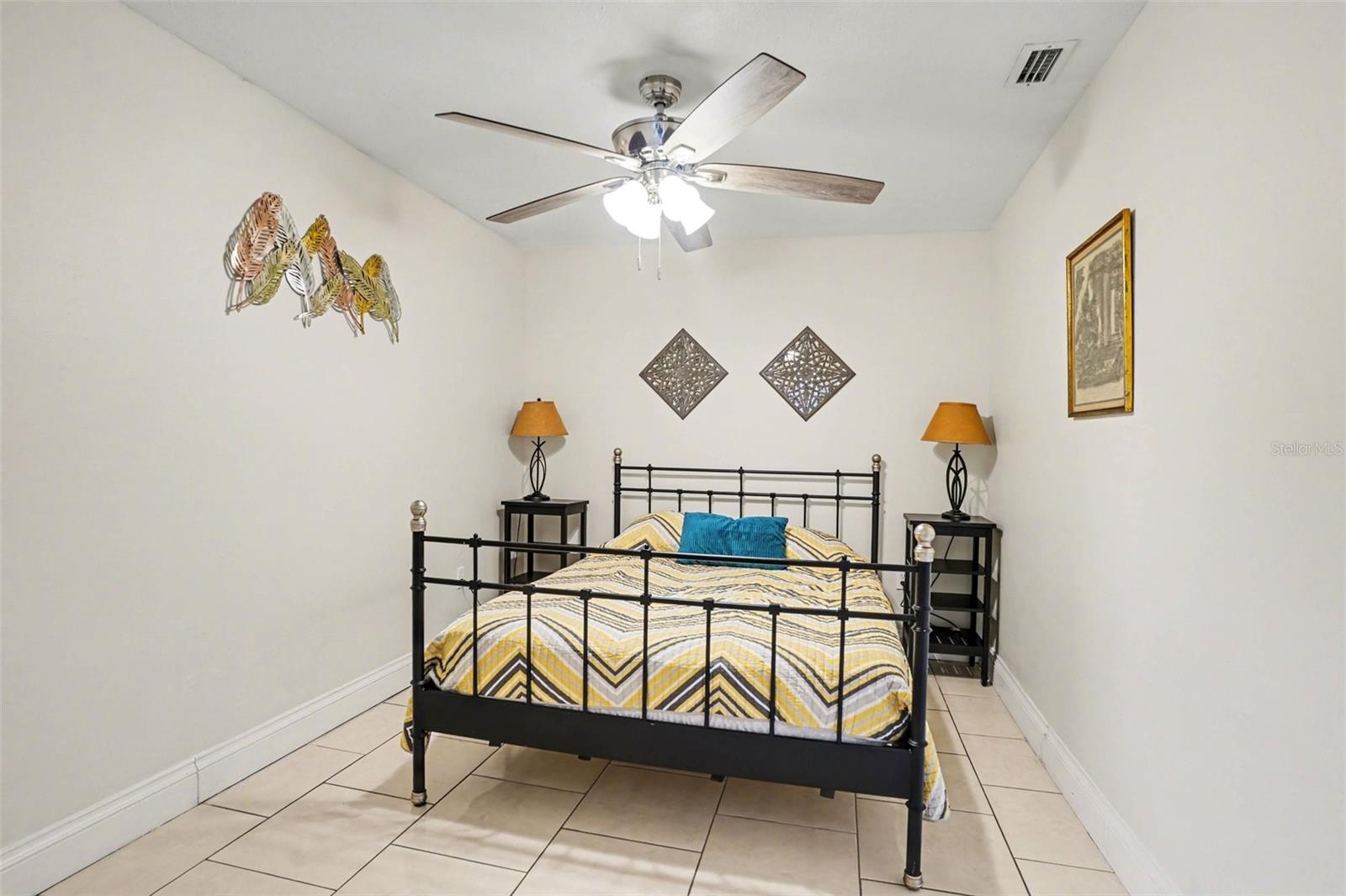 Image 21 of 34 For 4105 Spring Way Circle