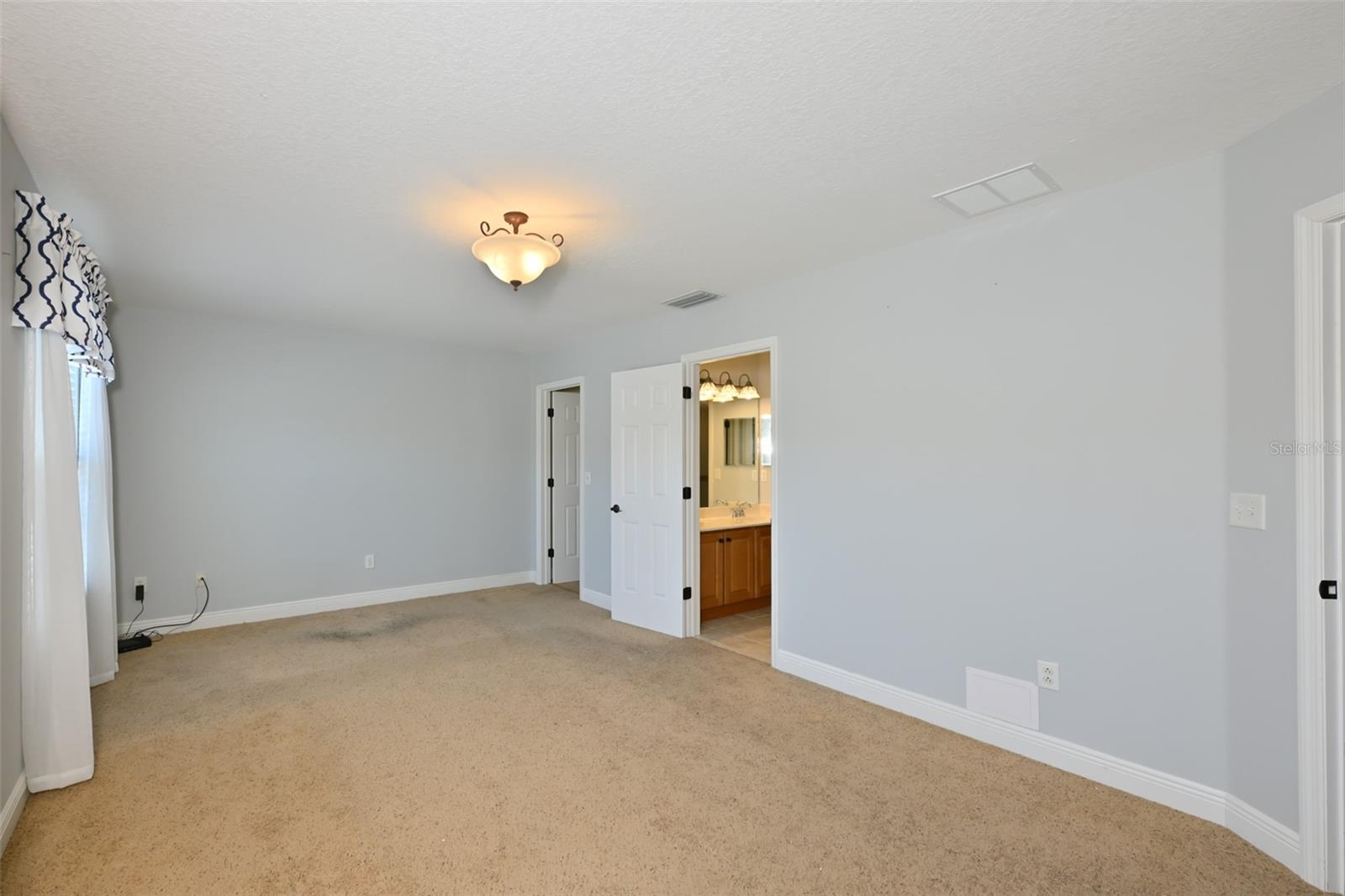 Image 35 of 56 For 12206 Citrus Leaf Drive