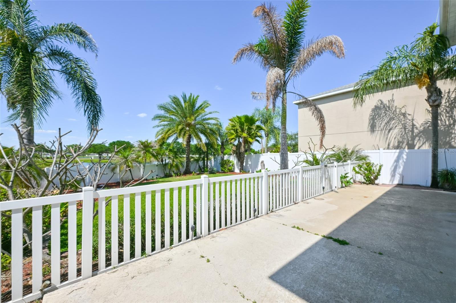 Image 47 of 56 For 12206 Citrus Leaf Drive