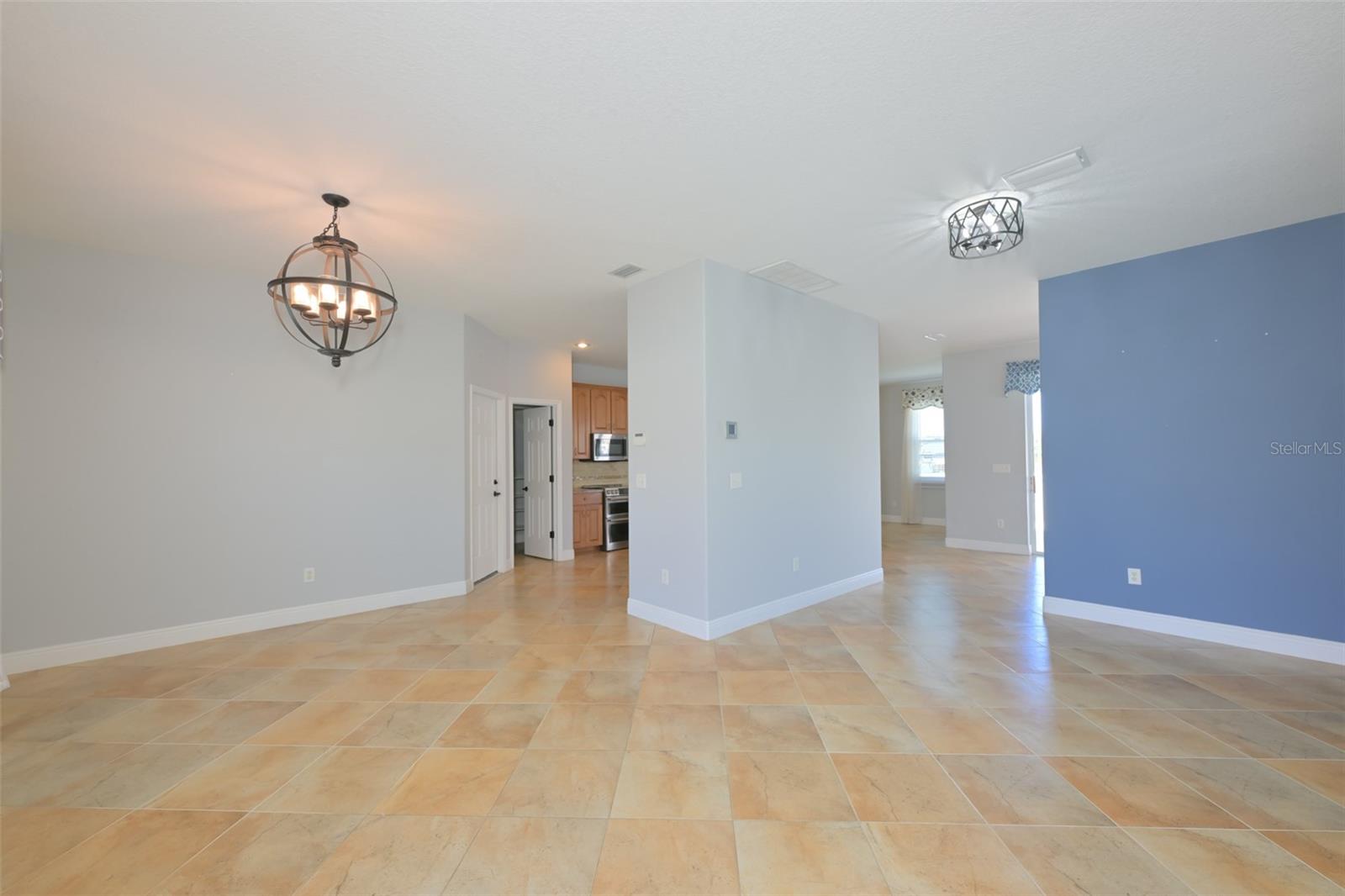 Image 8 of 56 For 12206 Citrus Leaf Drive