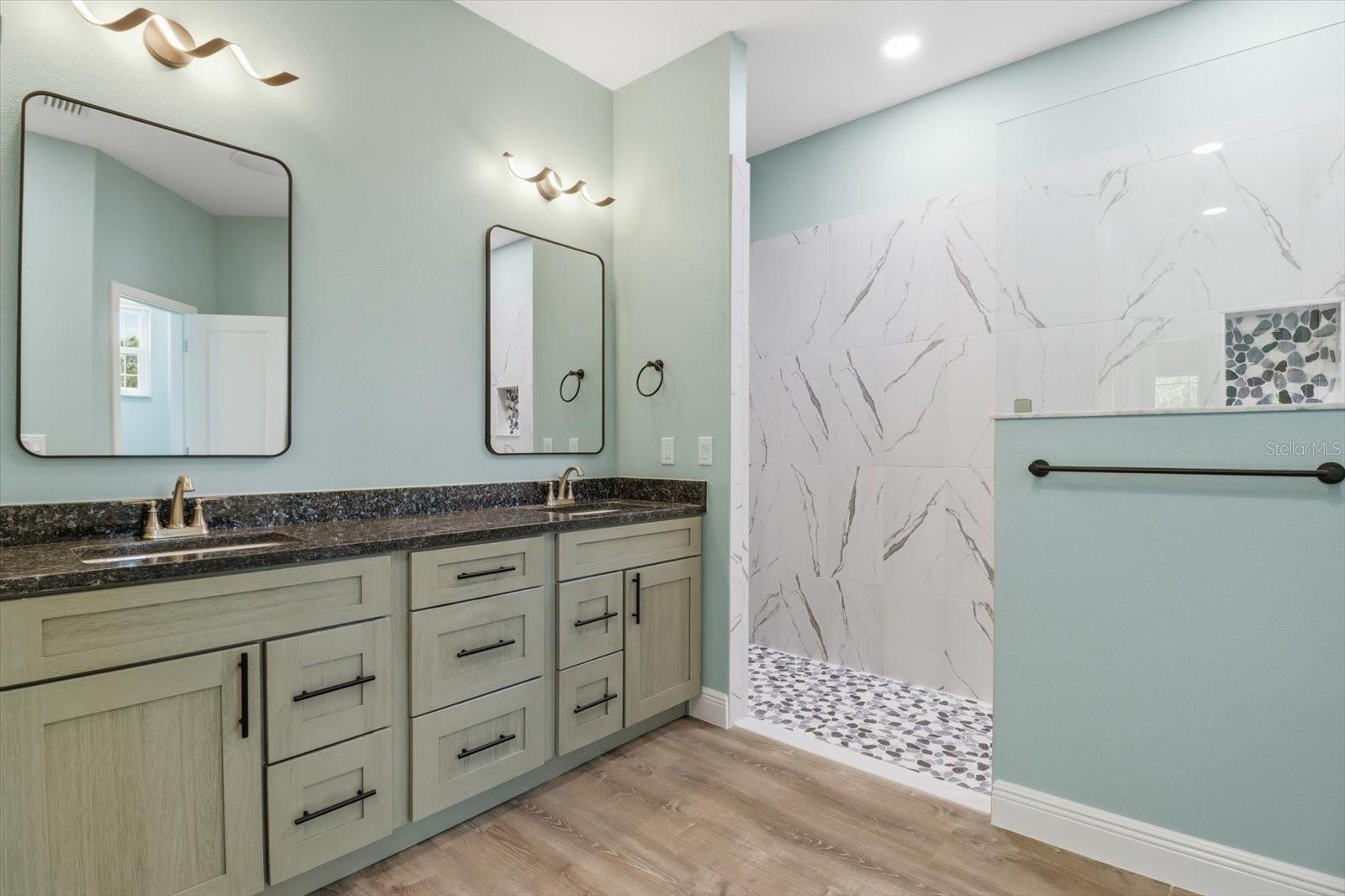 Image 26 of 45 For 5499 Mallows Circle