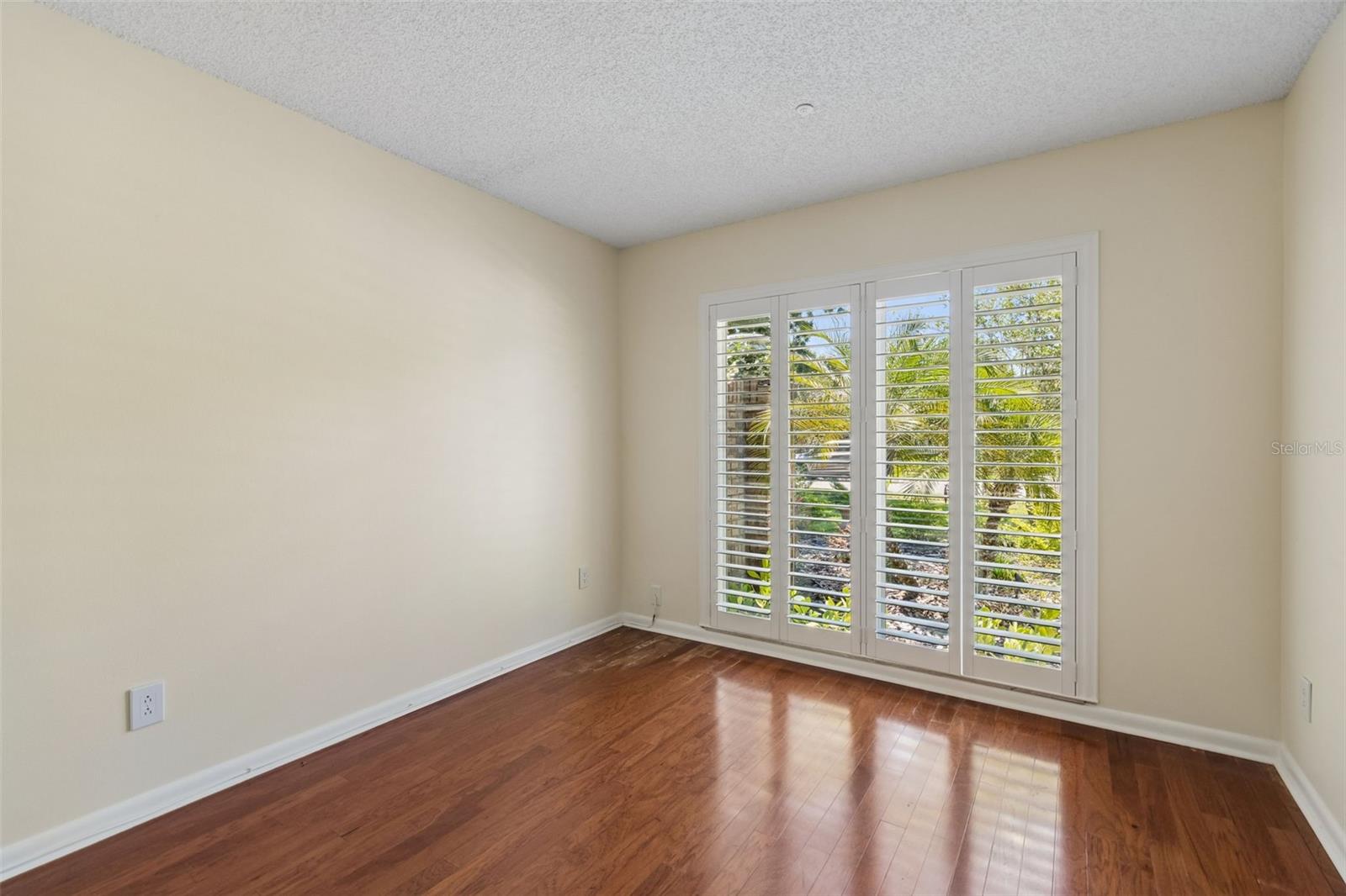 Image 15 of 26 For 3319 Cheviot Drive