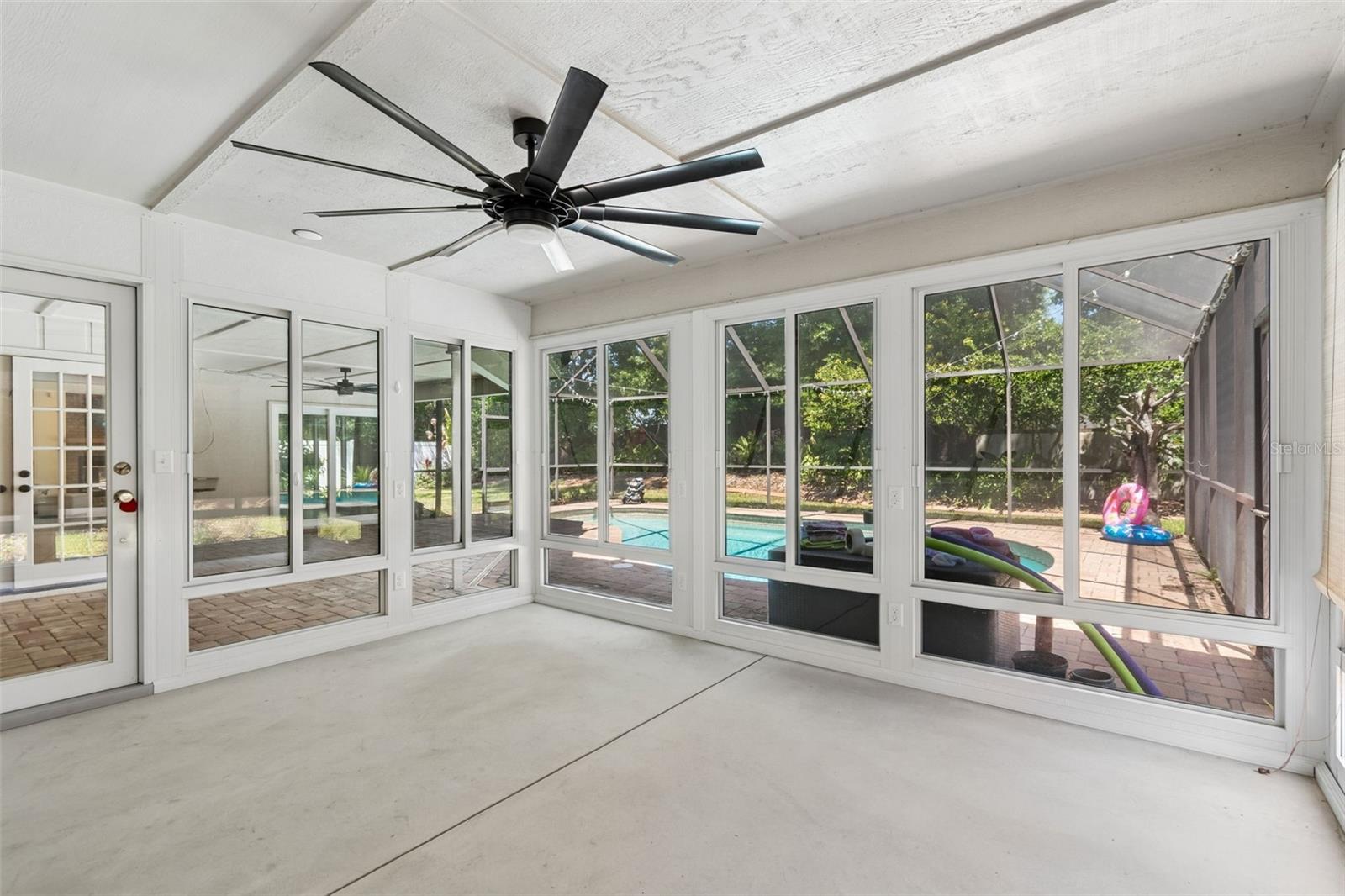 Image 19 of 26 For 3319 Cheviot Drive