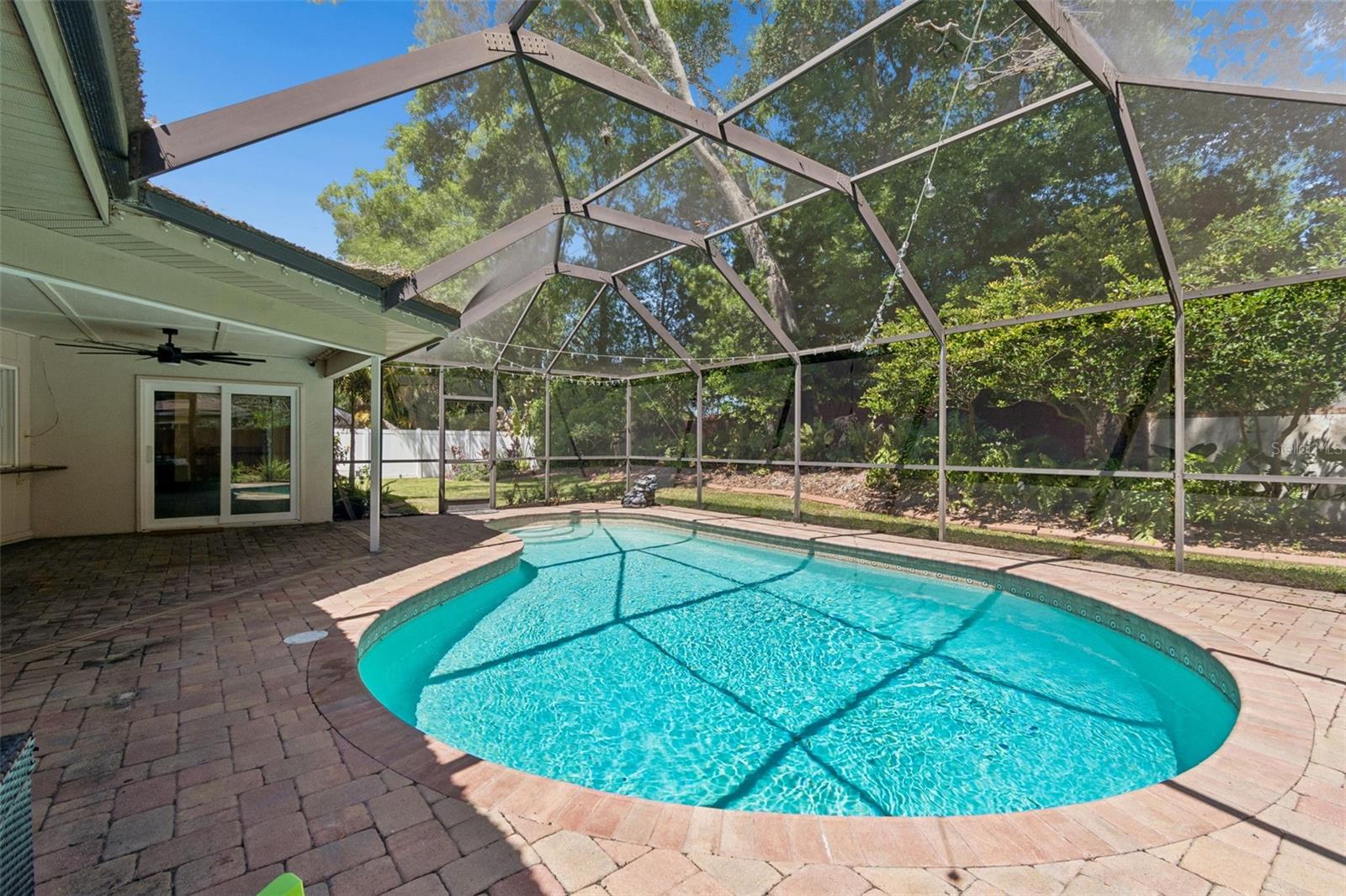 Image 24 of 26 For 3319 Cheviot Drive