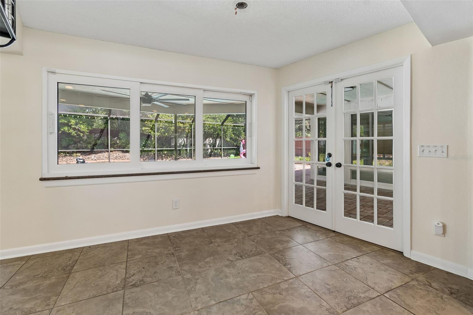 Image 7 of 26 For 3319 Cheviot Drive